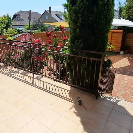 Σπίτι διακοπών In - Balaton 54377 *